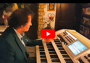 The World Famous Organ Player Franz Lambert plays Fox Medley